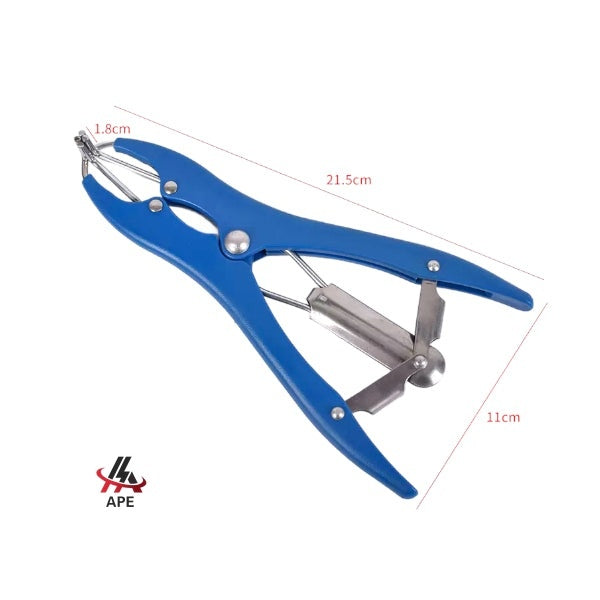 Livestock Castration & Tail Docking Tool